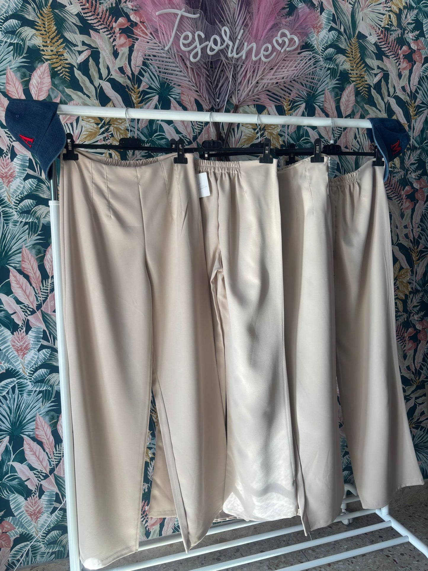 Pantalone modello Zara
