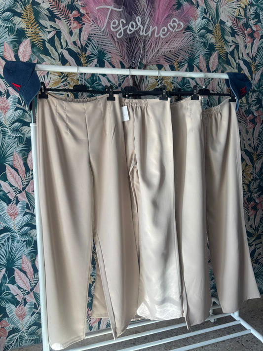 Pantalone modello Zara